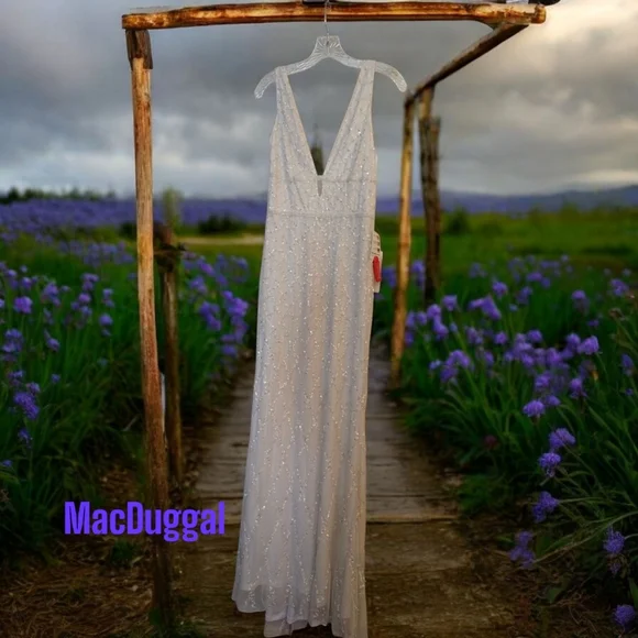 Mac Duggal White Sparkling Gown NWT - Picture 1 of 7